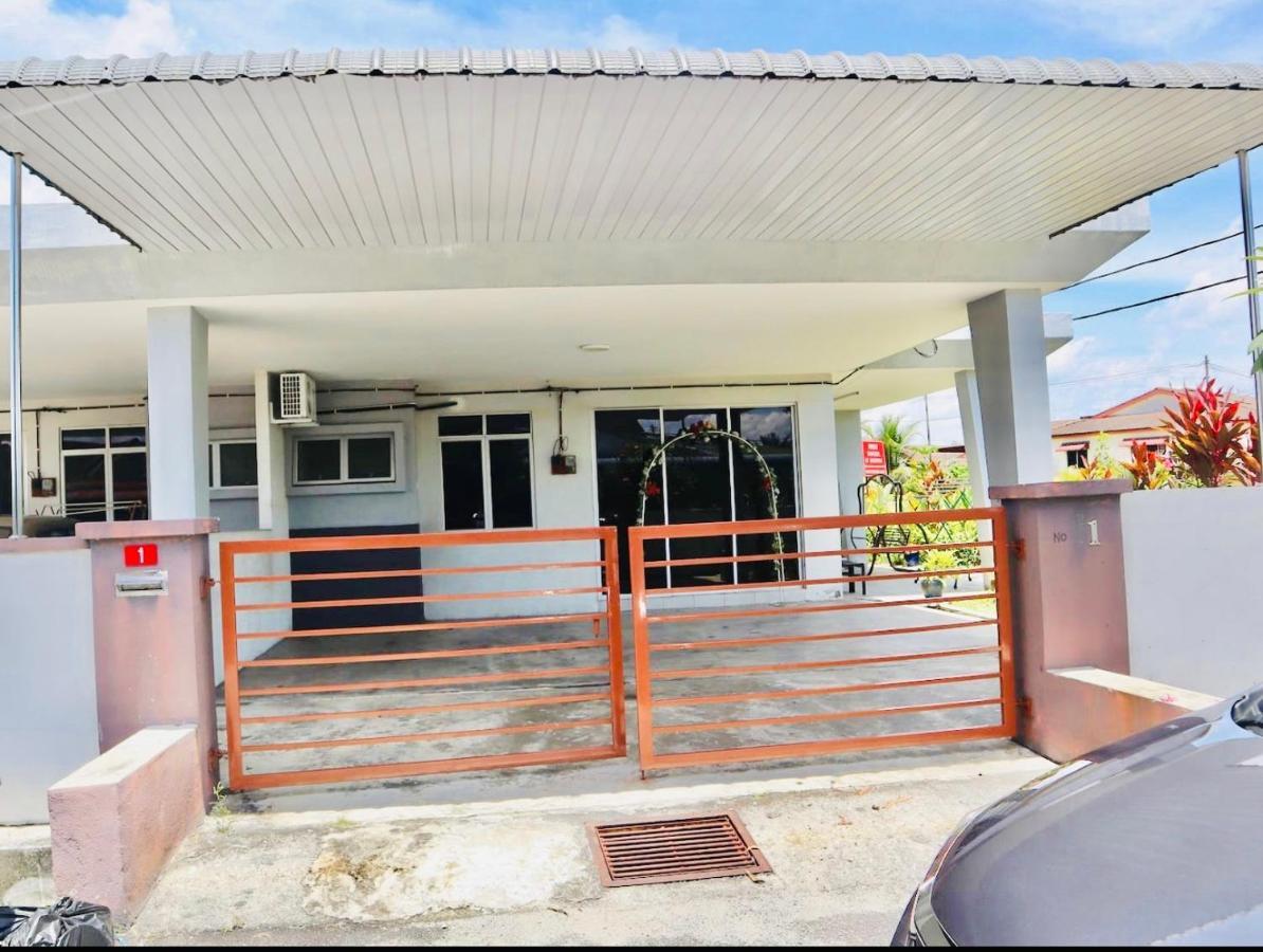 Homestay Lestary Near Taiping Fast Wifi Netflix Kültér fotó