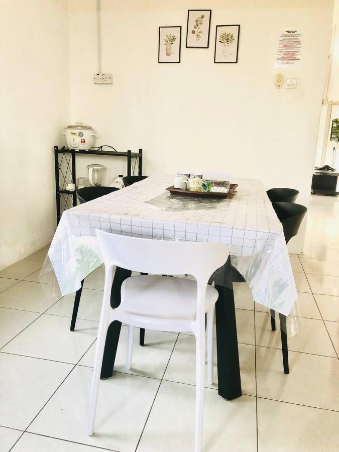 Homestay Lestary Near Taiping Fast Wifi Netflix Kültér fotó